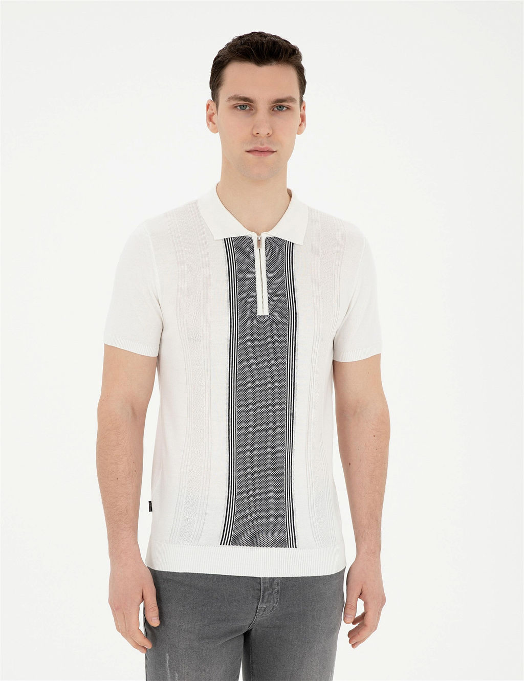 Beyaz Slim Fit Fermuarl_ Polo Yaka Triko Ti__rt
