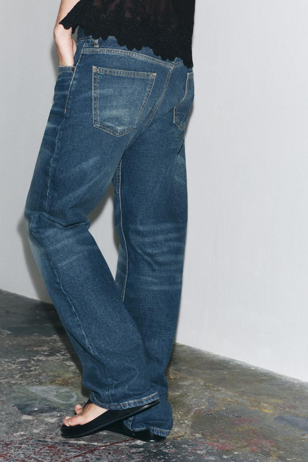 ZW COLLECTION RELAXED FIT MID-RISE JEANS - Zara фото 3