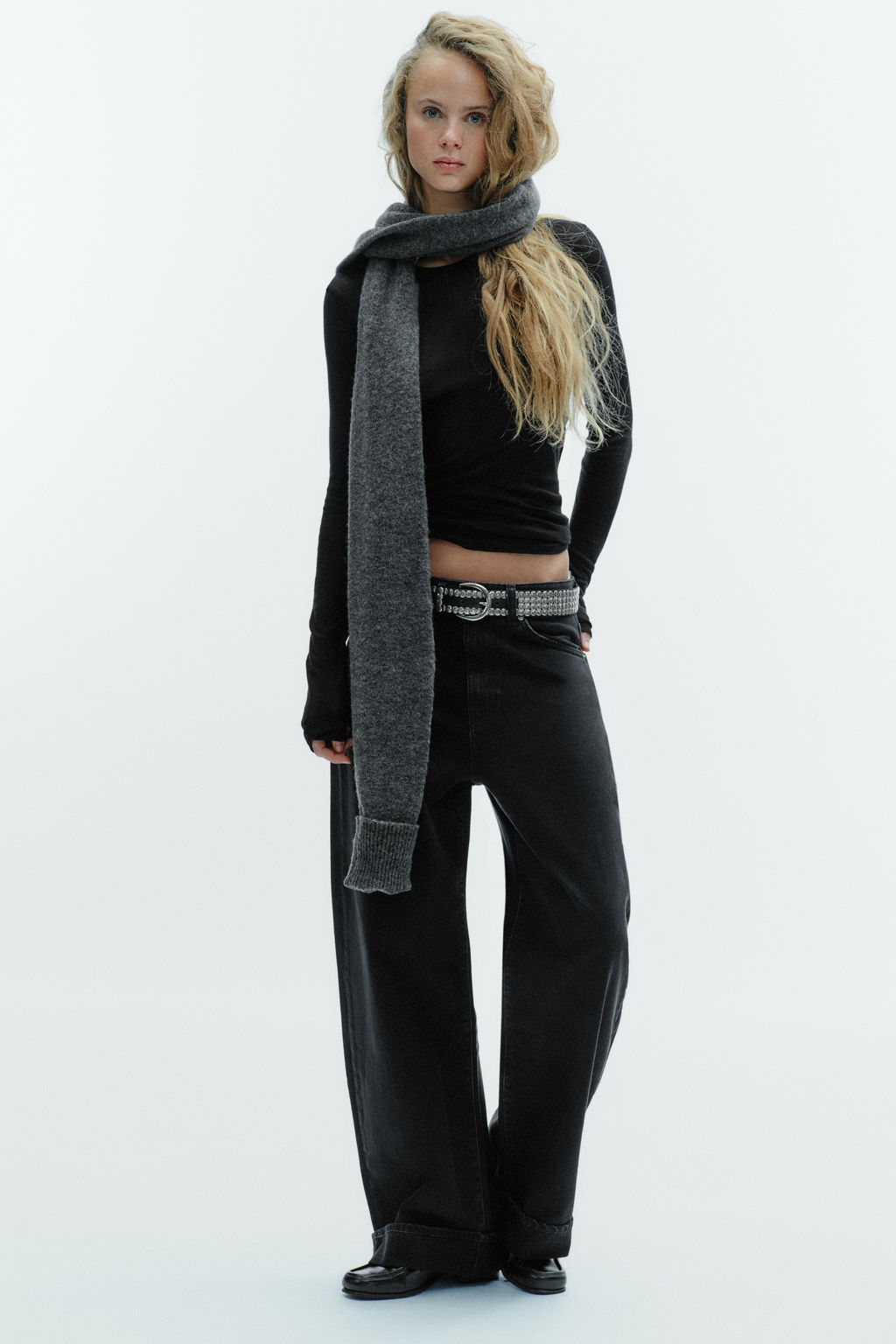 TRF MID-WAIST BAGGY FOLDED JEANS