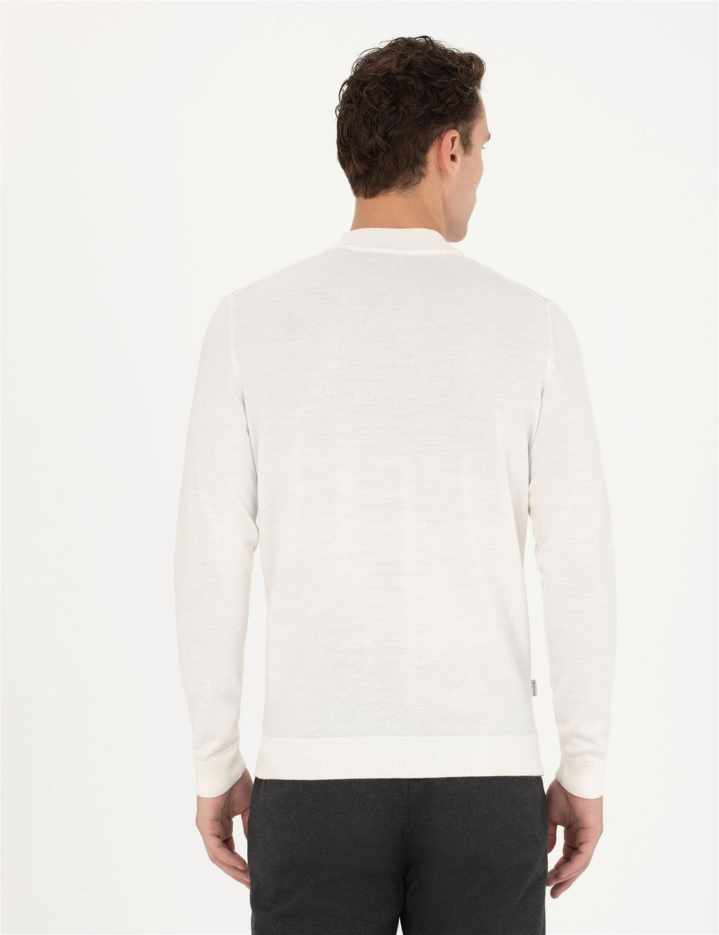 Ekru Regular Fit Bato Yaka Y_n Kar___ml_ Basic Triko Kazak