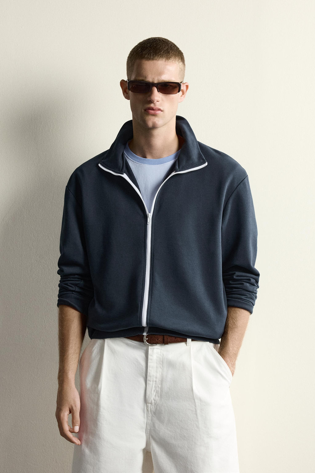 SUDADERA RELAXED FIT CREMALLERA CONTRASTE / Azul - Zara фото 2