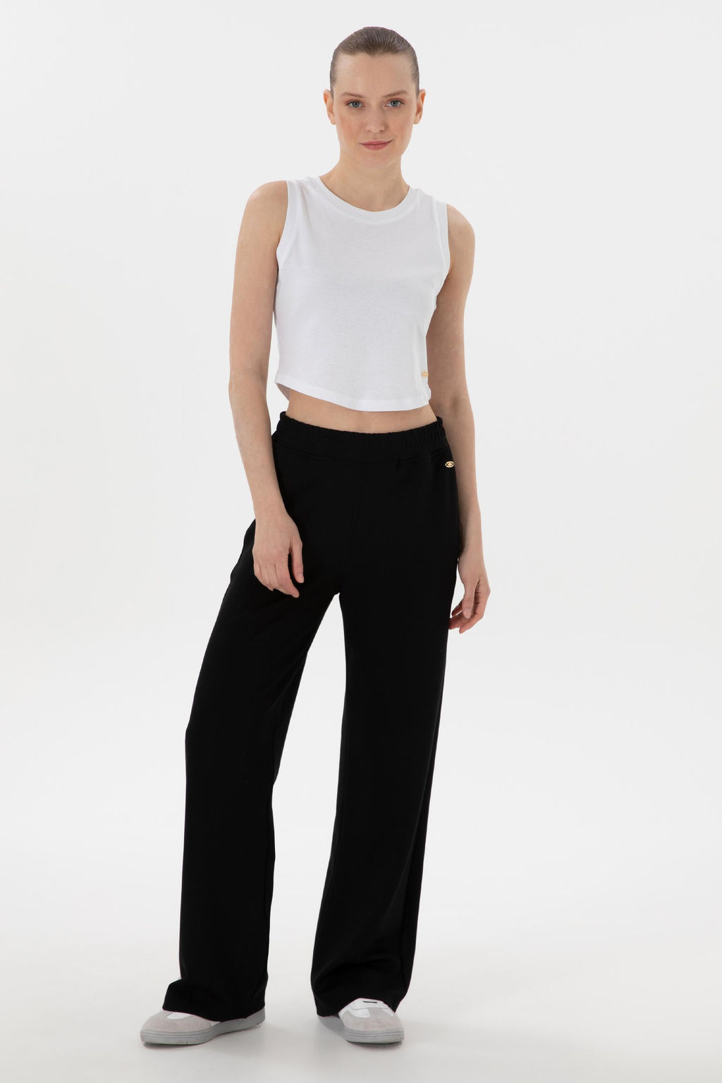 Kad_n Siyah E_ofman Alt_ Sepette S_rpriz _ndirim