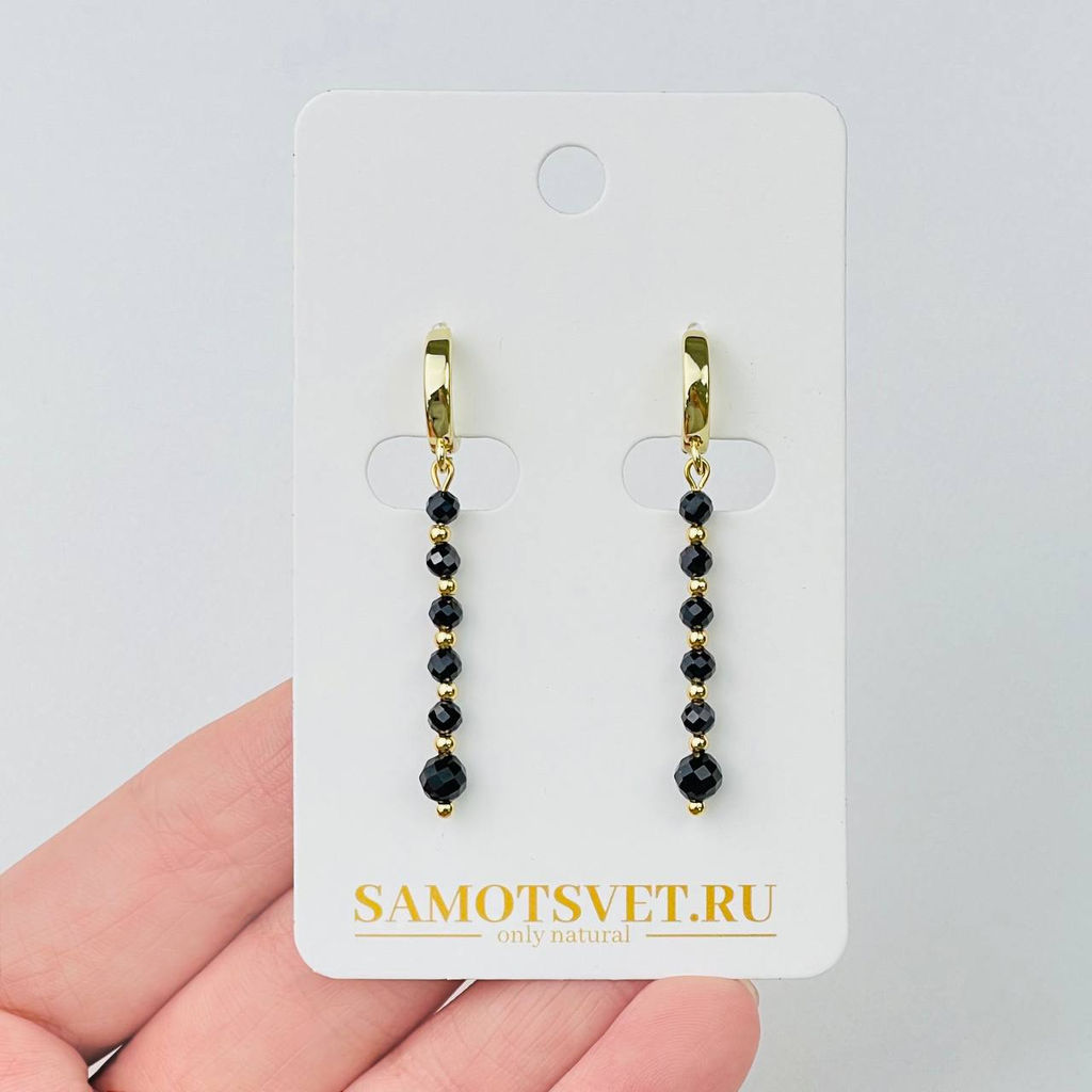Серьги из черной Шпинели