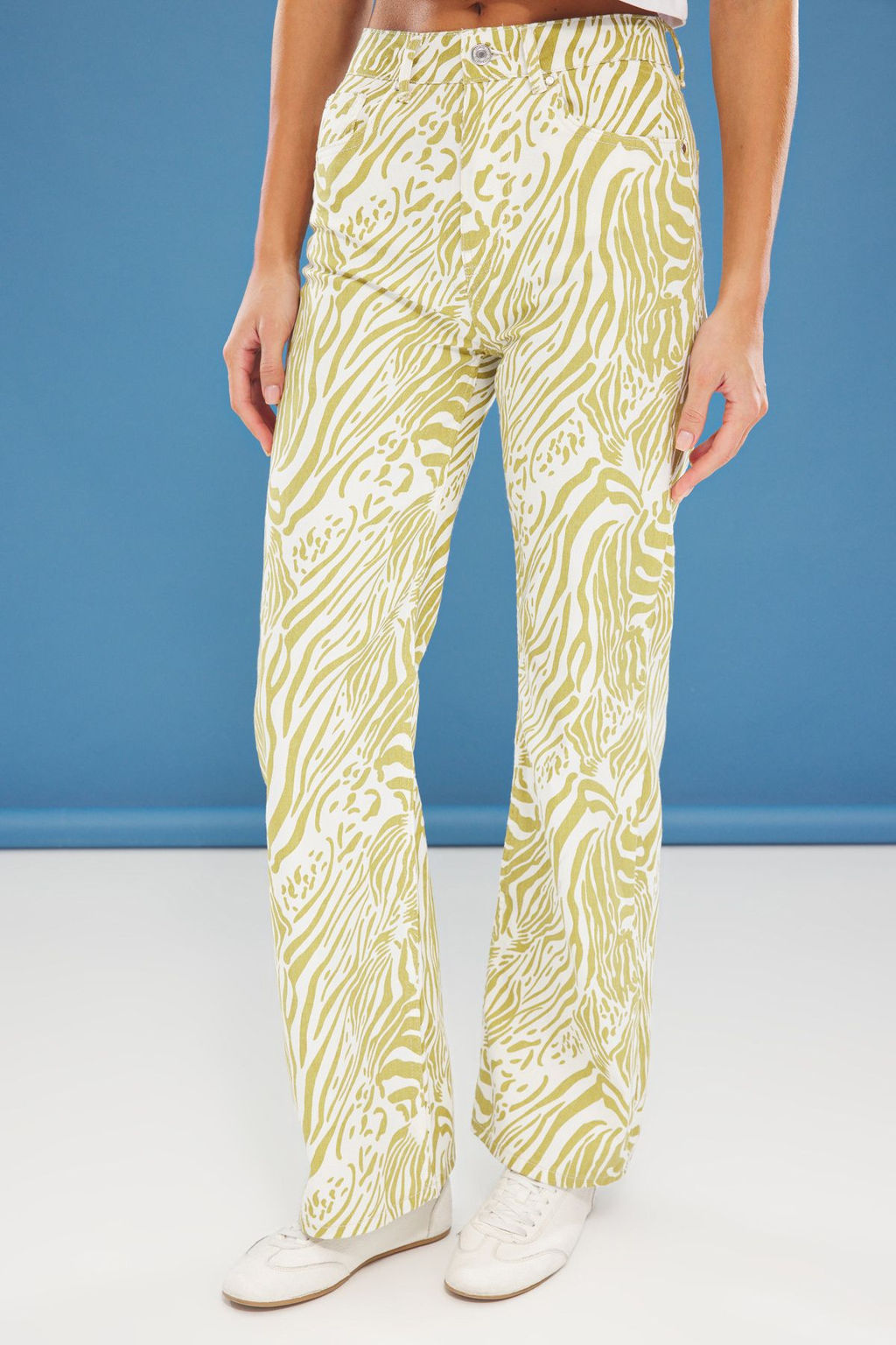 Cok Renkli Animal Zebra Desenli Yuksek Bel Wide Leg Jeans TWOSS25JE00206 - Trendyolmilla фото 3