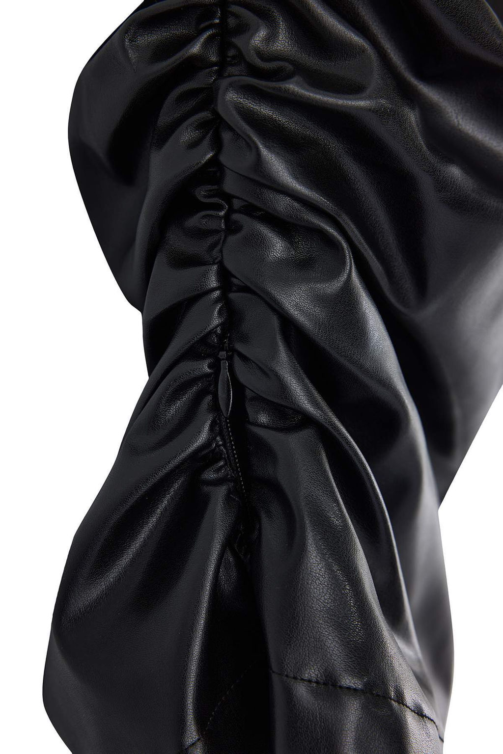 Siyah Asimetrik Yaka Kolsuz Orme Suni Deri Party Bluz TPRSS26BZ00012