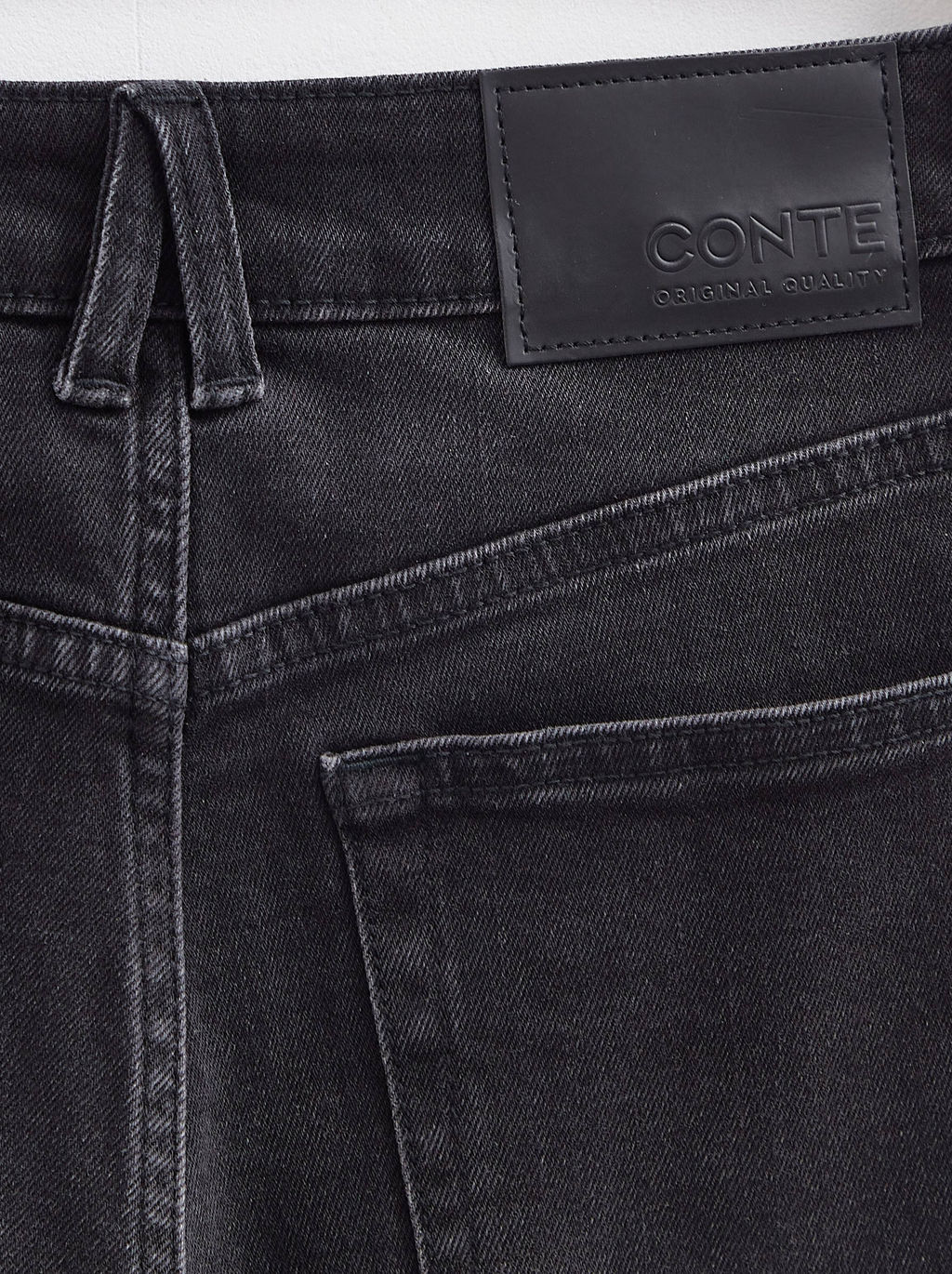 CONTE CON-664 Джинсы mom с эффектом потертости и застежкой на две пуговицы black - Conte elegant фото 11