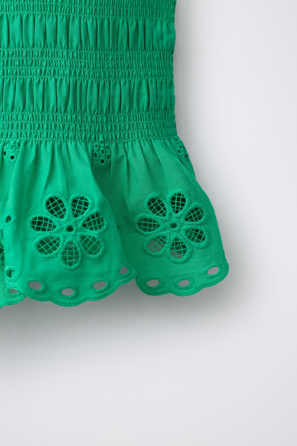 TOP GOMAS SCHIFFLY / Verde - Zara фото 4