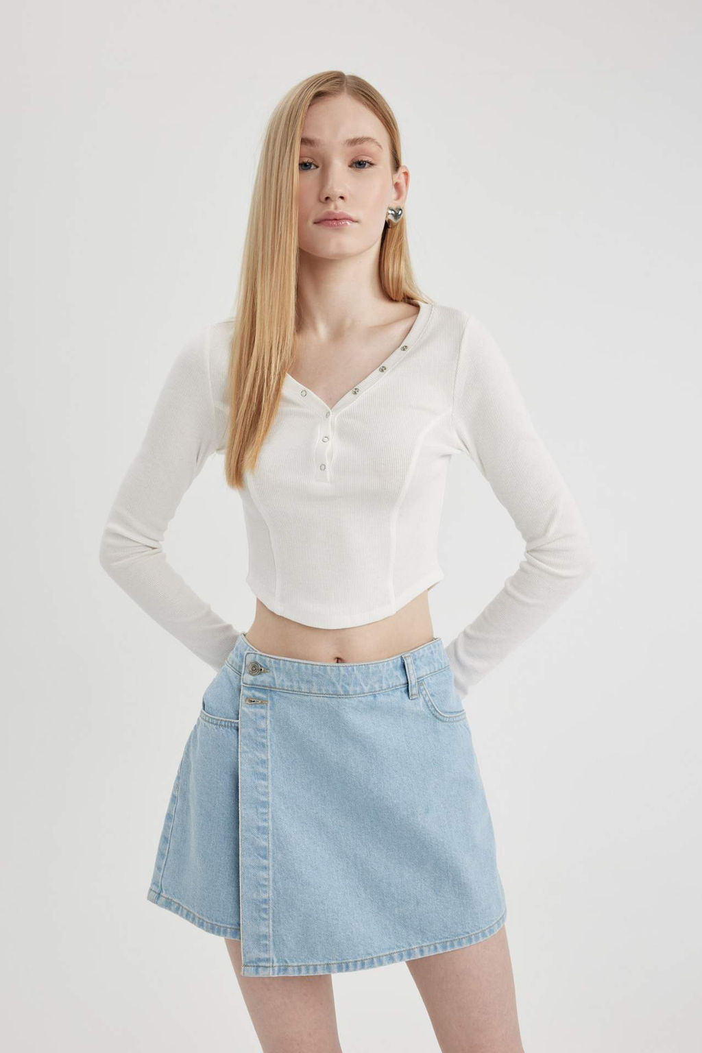 Coool Fitted V Yaka Crop Fitilli Kaskorse Uzun Kollu Tisort - Defacto фото 2