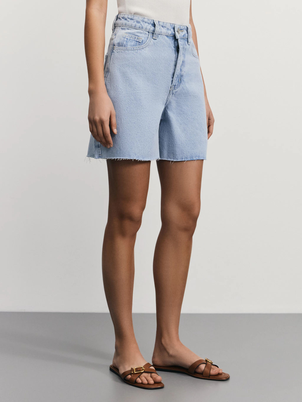 Джинсовые шорты А-силуэта / Zarina фото 4