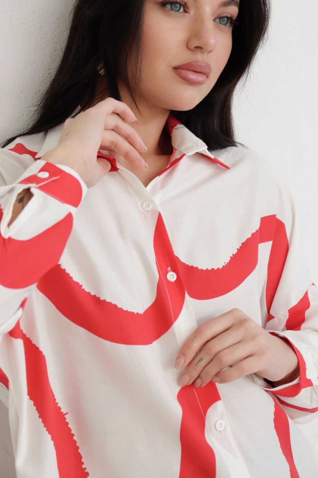 11232 Рубашка белая с красным принтом - Martichelli фото 2