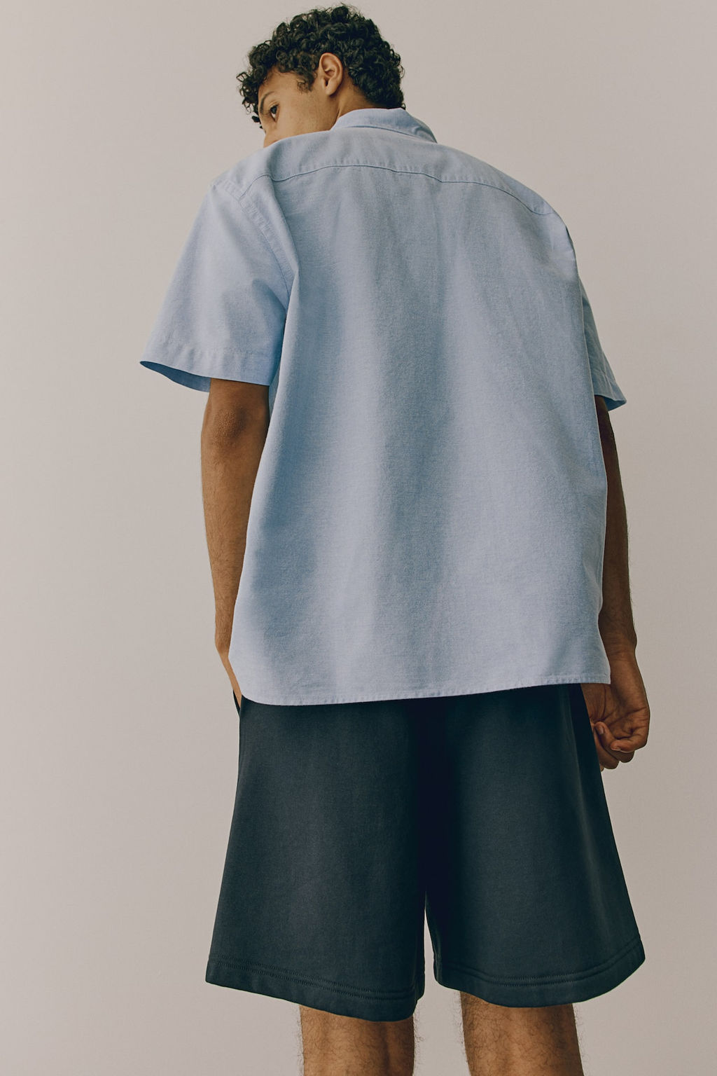 Camisa Oxford de manga corta Loose Fit - H&m фото 4