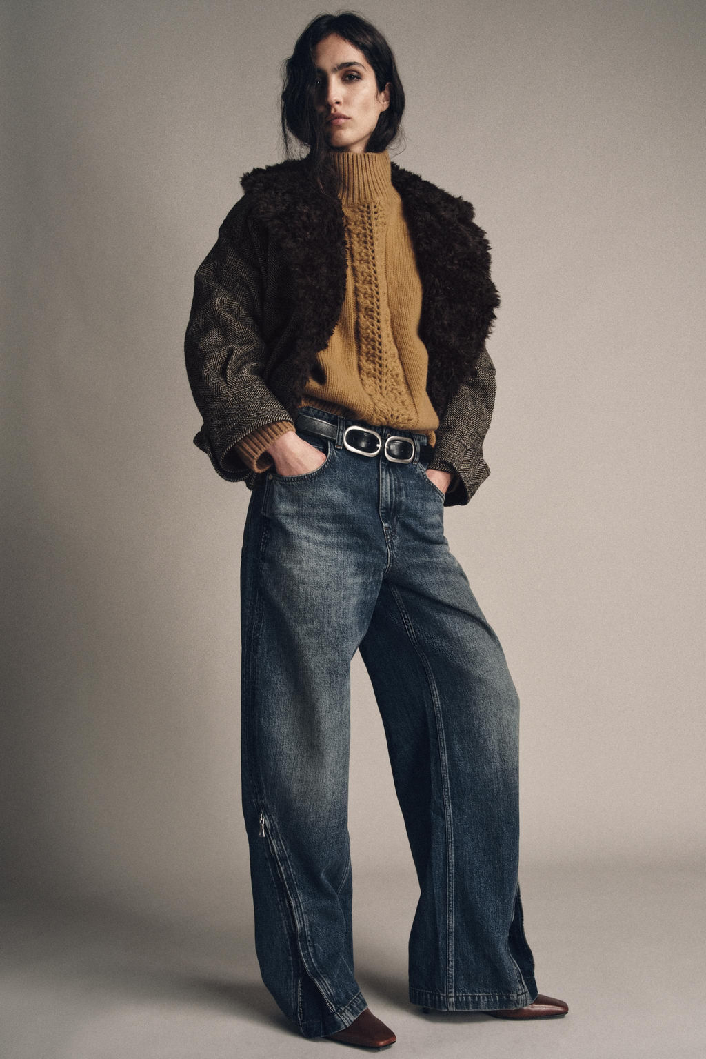 ZW COLLECTION BALLOON MID-WAIST JEANS WITH ZIPS LIMITED EDITION