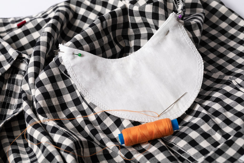 BLITZ DES-01 Подмышечники многоразовые белые 12.5 см х 7 см 1 пар СК/Распродажа маленькие