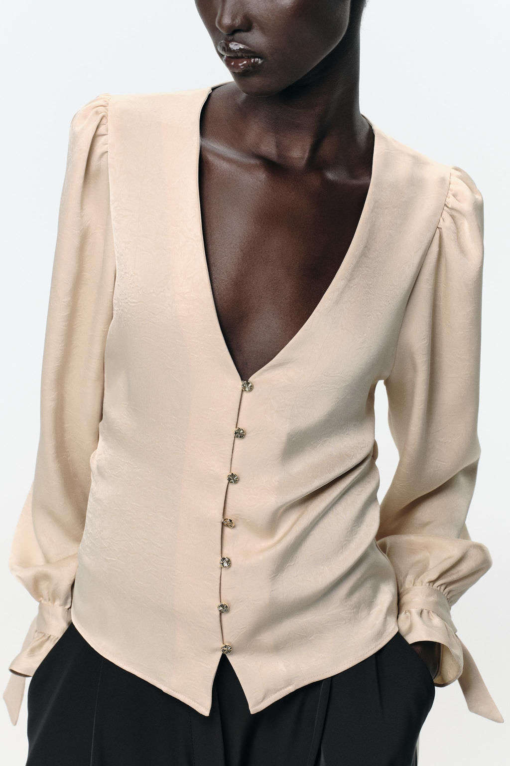 FITTED CREASED-EFFECT BLOUSE - Zara фото 2