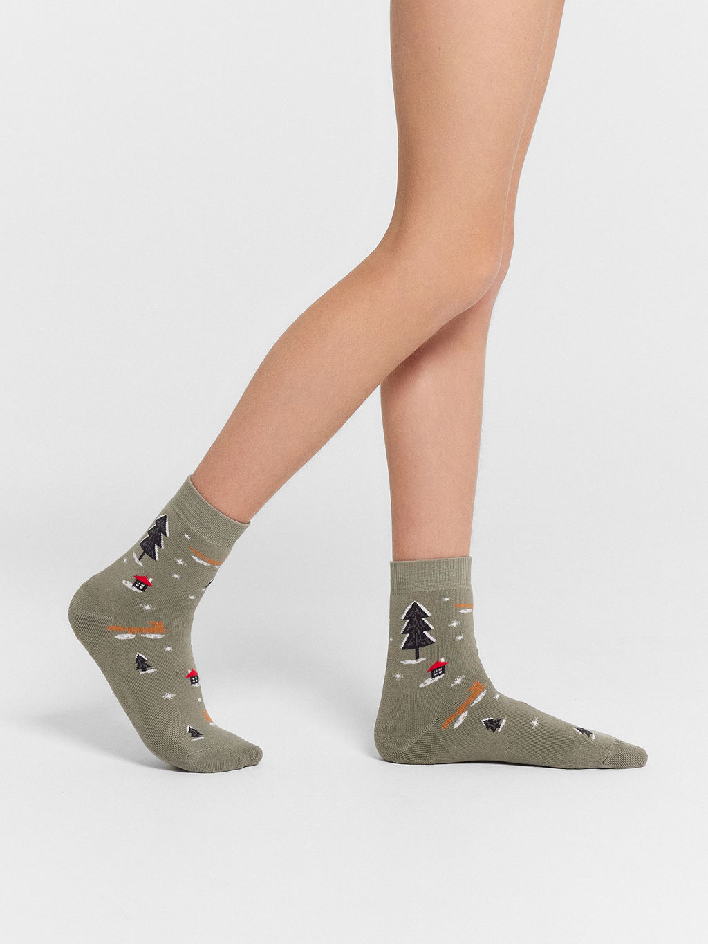 Цена за 5 пар! Носки детские хаки с новогодним узором - Mark formelle фото 2