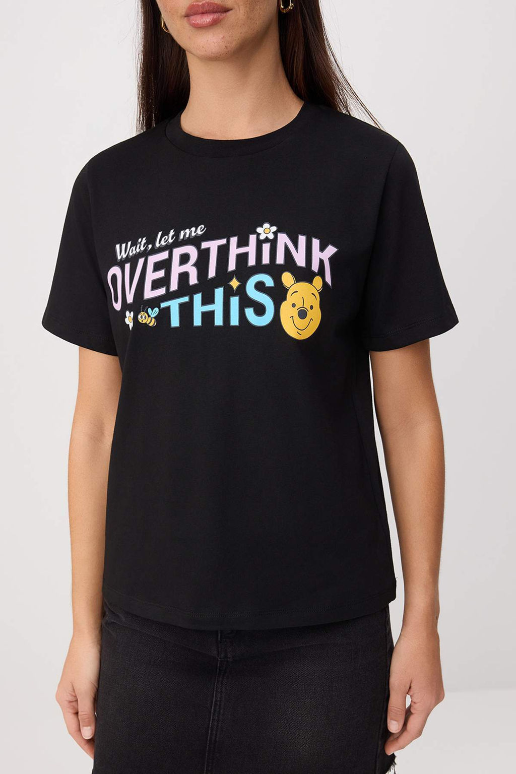 Siyah Winnie The Pooh Lisansl? Regular Kal?p K?sa Kollu Tok %100 Pamuk Orme T-Shirt TWOSS26TS00139
