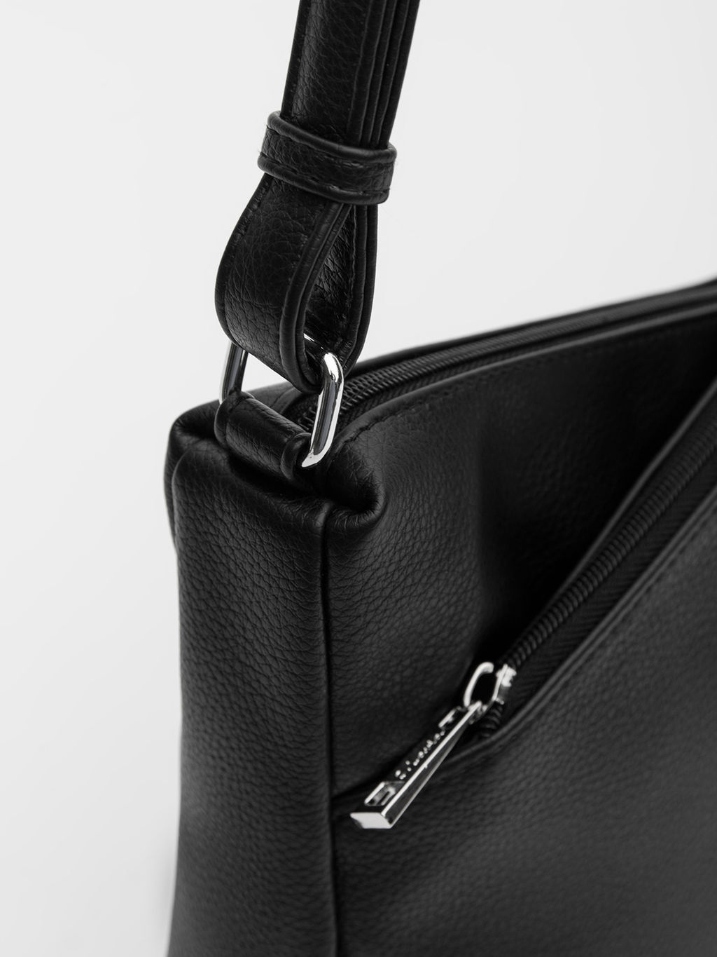 1451 92 01 Сумка женская