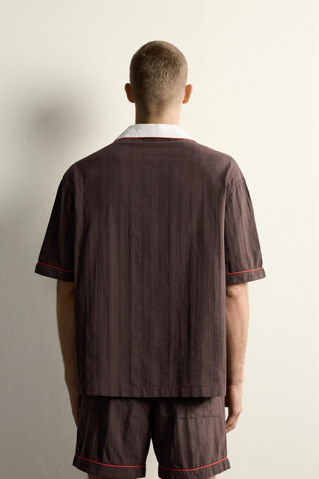 CAMISA RELAXED FIT BORDADO GUINDILLA / Chocolate