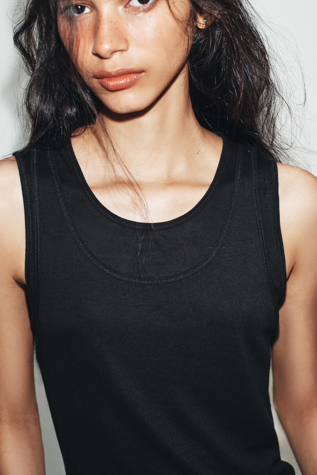 CAMISETA EFECTO DOBLE MANGA SISA / Carb?n - Zara фото 2