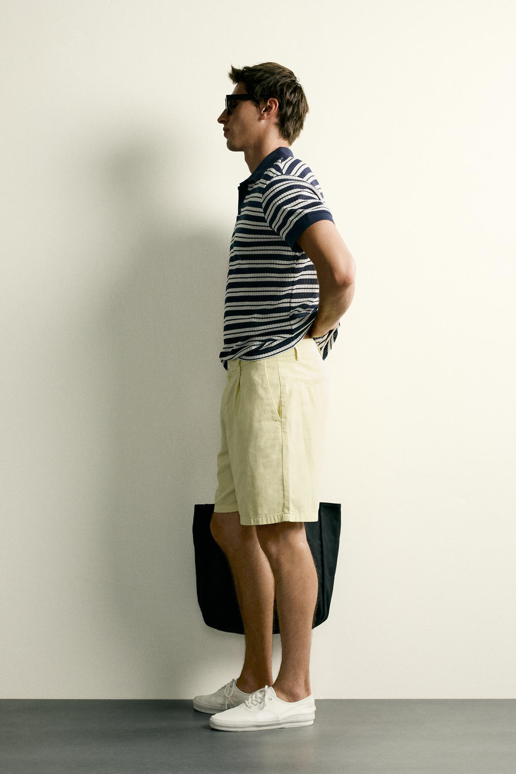 POLO REGULAR FIT ESTRUCTURA DESAGUJADA / Marinos / Crudos