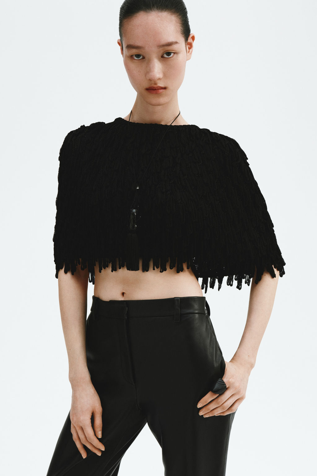 Capa en punto acanalado con flecos - H&m фото 6