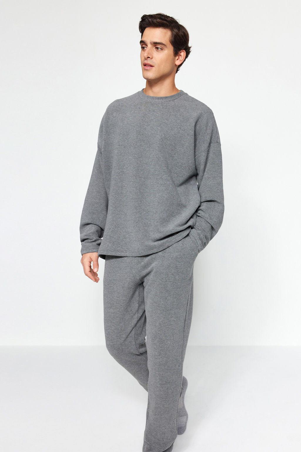TRENDYOL MAN Antrasit Regular Fit Ottoman Orme Pijama talk?m? TMNAW24PT00053 - Trendyolmilla фото 2