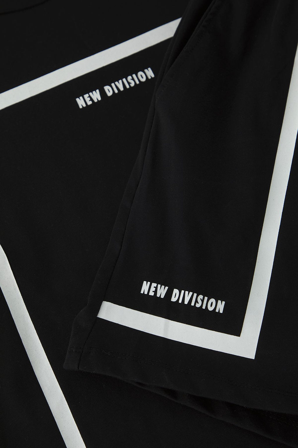 TRENDYOL MAN Siyah Regular Fit Bask?l? Orme Buyuk Beden Pijama Tak?m? TMNSS25AI00000 - Trendyolmilla фото 4