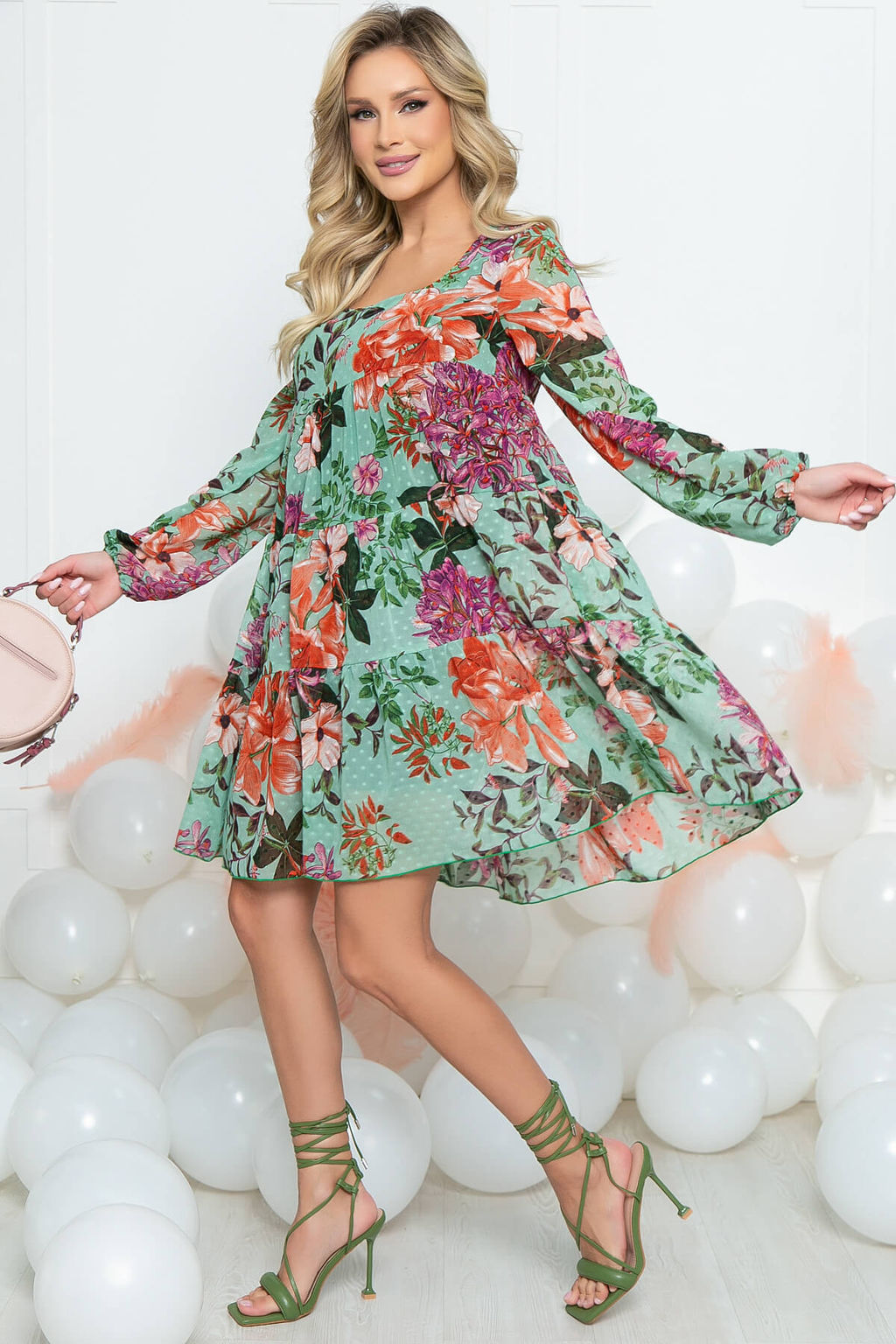 Платье Милее всех (яркие цветы) П5500