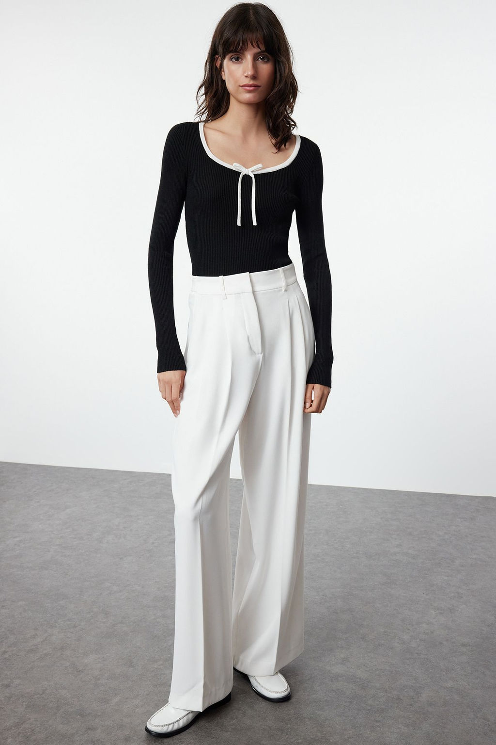 Siyah Merserize Gorunumlu Premium Iplik/Ozel Iplik Kurdele/Fiyonk Detayl? Triko Kazak TWOAW25KZ00207 - Trendyolmilla фото 2