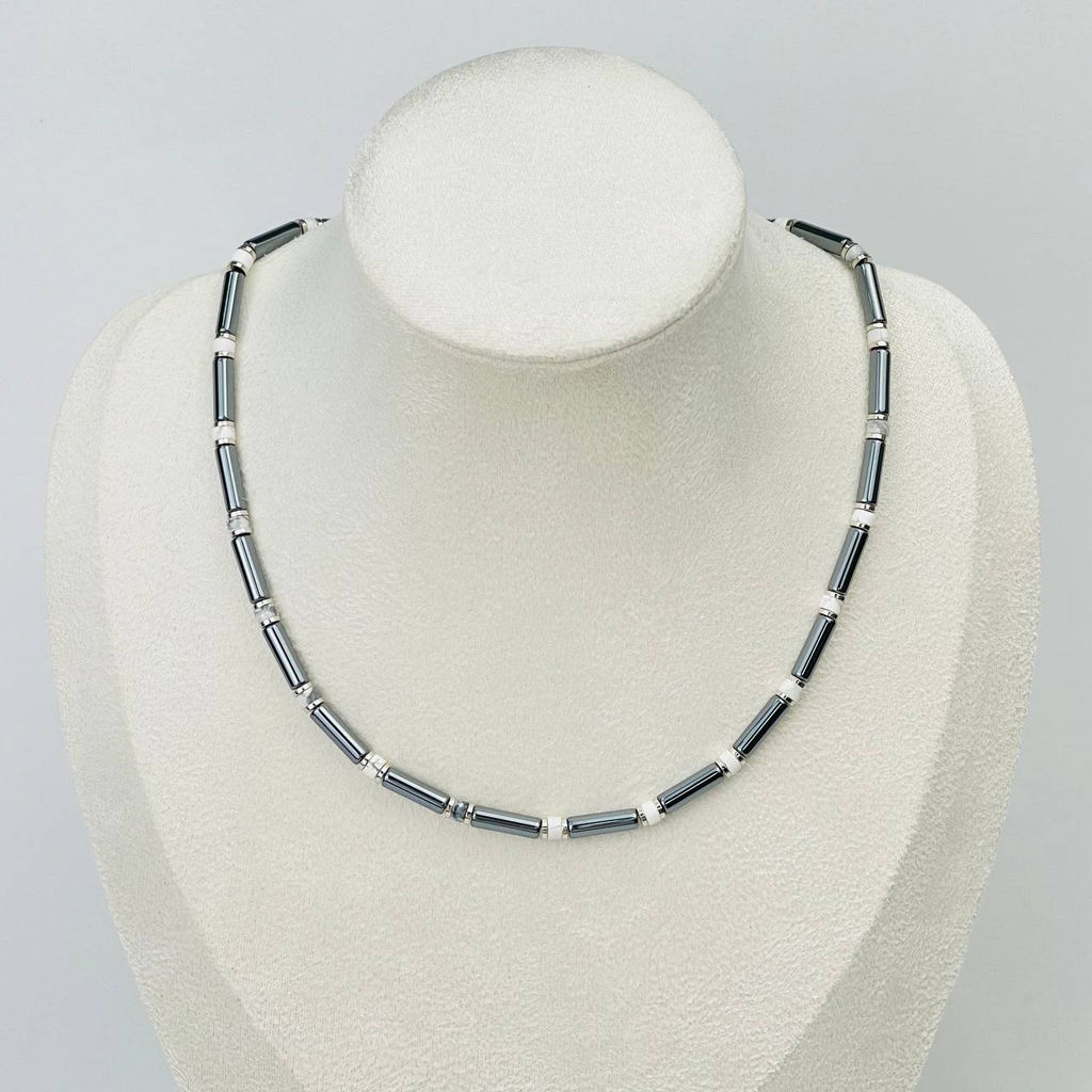 Чокер из Гематита и Говлита 41 см +