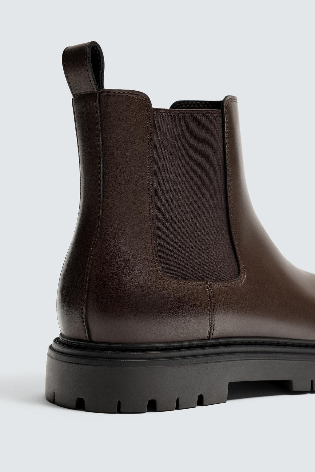 CHUNKY CHELSEA BOOTS