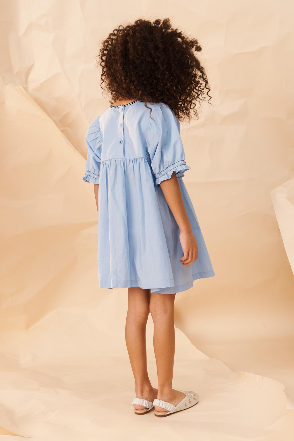 VESTIDO GOMAS FLORES BORDADAS LIMITED EDITION / Azulado - Zara фото 3