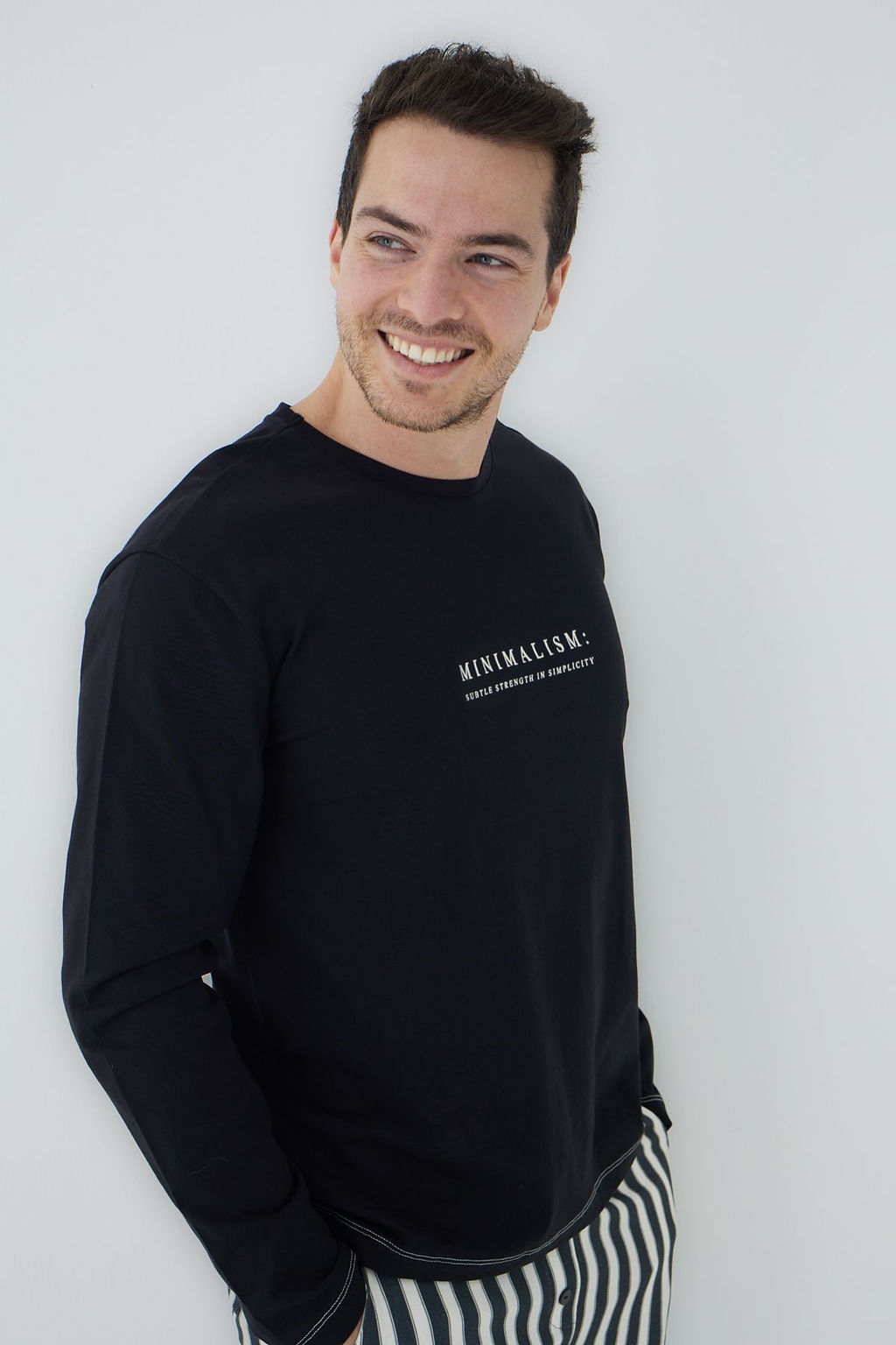 TRENDYOL MAN Siyah Regular Fit Cizgili Orme Pijama Tak?m? TMNAW25PT00068 - Trendyolmilla фото 3