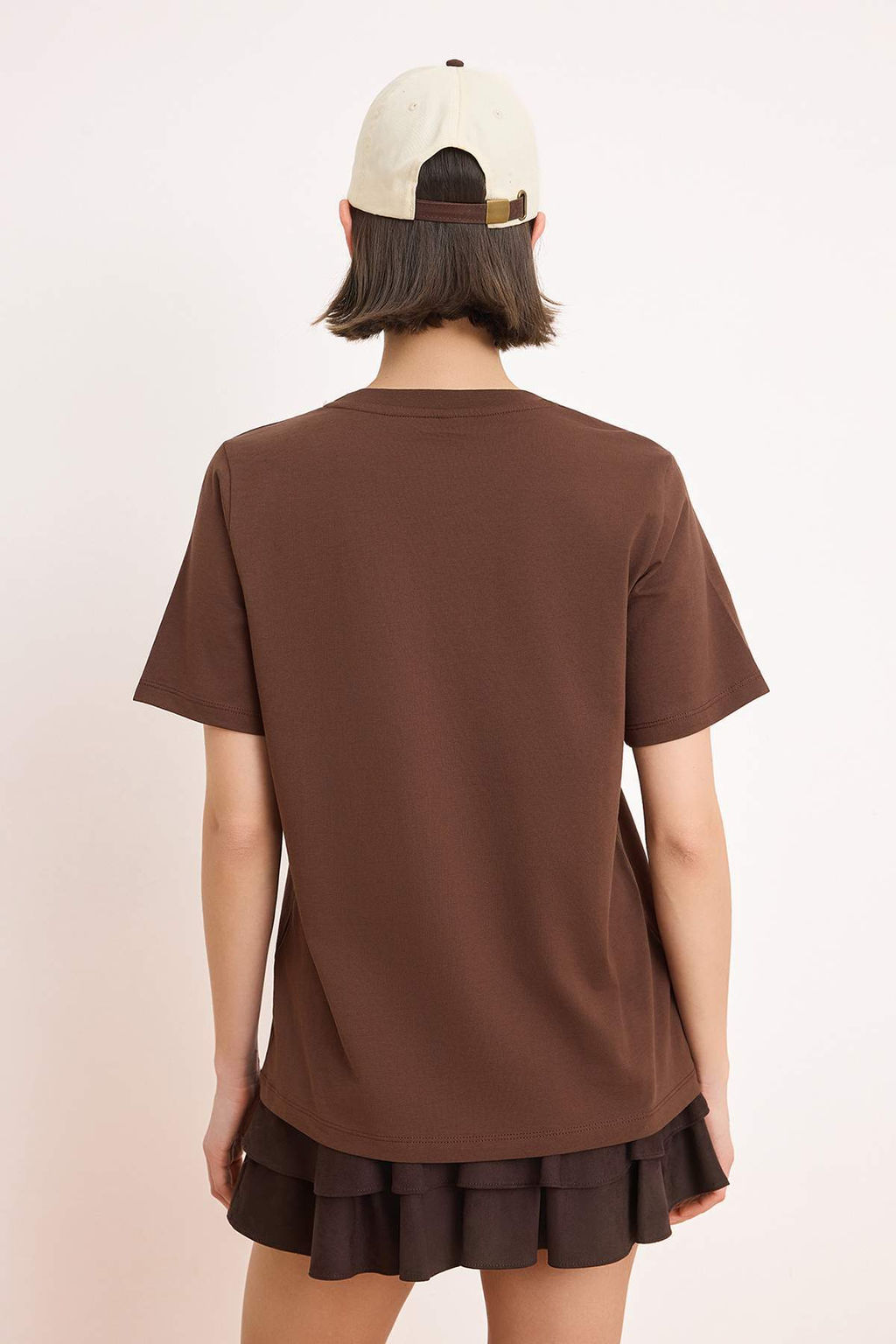 Kahverengi Slogan Regular/Normal Kal?p K?sa Kollu %100 Pamuk Orme T-Shirt TWOSS26TS00171 - Trendyolmilla фото 4