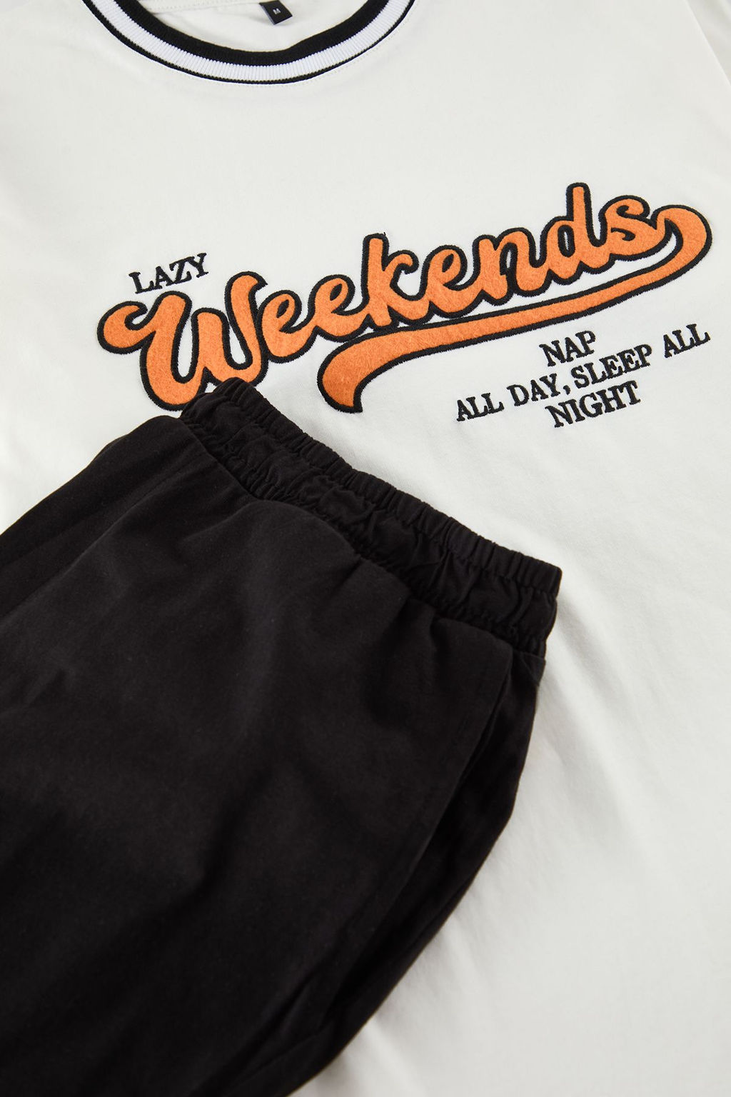 TRENDYOL MAN Ekru Siyah Nak?sl? Regular Fit Orme Pijama Tak?m? TMNAW25PT00034 - Trendyolmilla фото 7