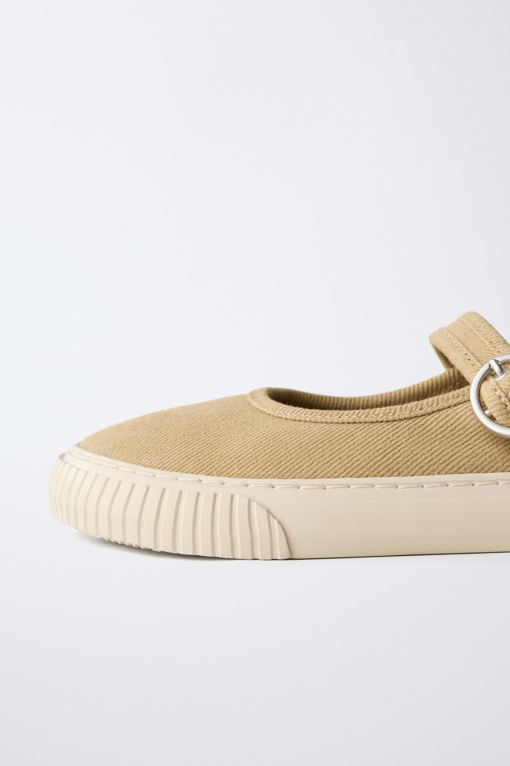 BAILARINA DEPORTIVA BAREFOOT / Blanco Crudo