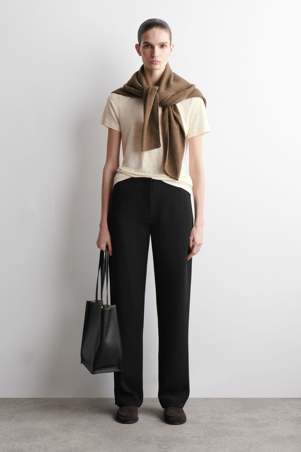 CAMISETA DE LINO CON CUELLO REDONDO - H&m фото 9