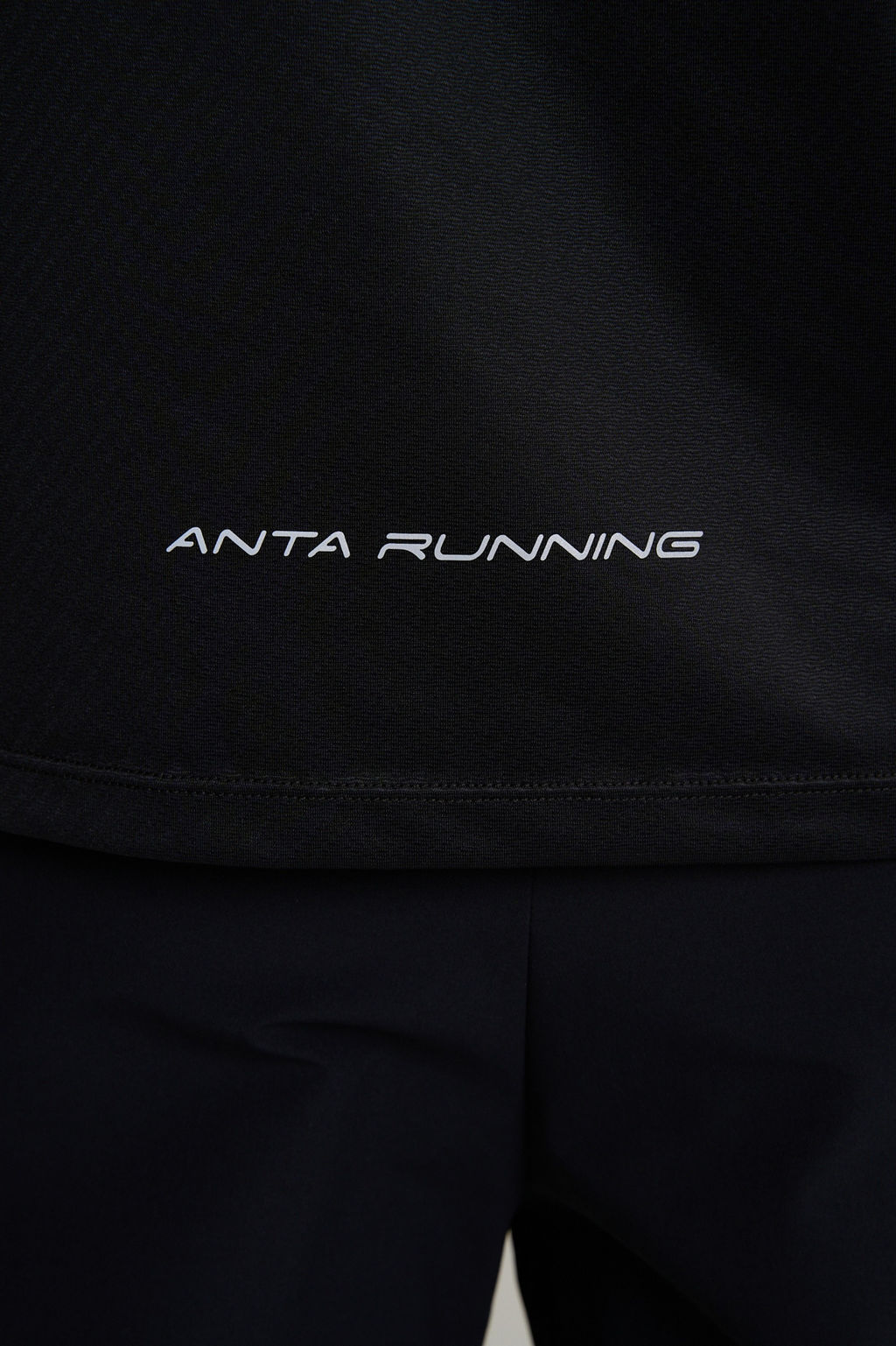 Футболка Черный ANTA RUNNING SS Tee фото 6