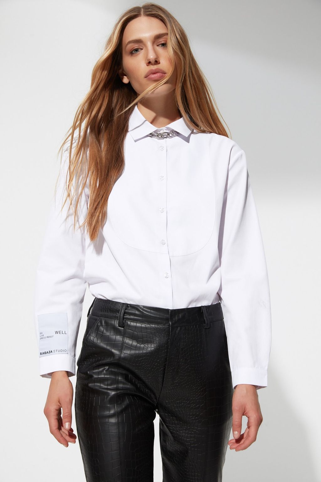 Trendyolmilla X Sagaza Studio Beyaz Dokuma Poplin Gomlek TPRAW22GO1061