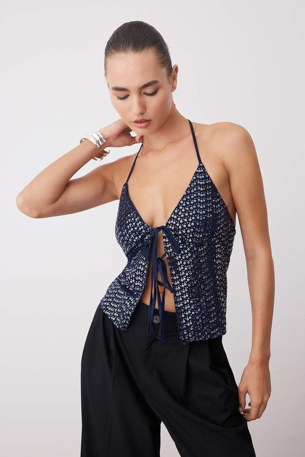 Lacivert Par?lt?l? Baglama Detayl? Party Bluz TPRAW26BZ00023
