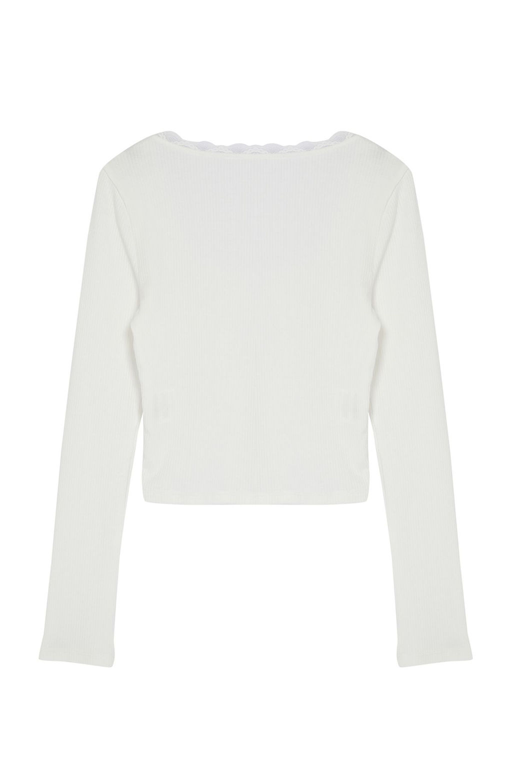 Trendyolmilla Siyah Kare Yaka Dantel Detayl? Crop/K?sa Orme Bluz TWOAW25BZ00007