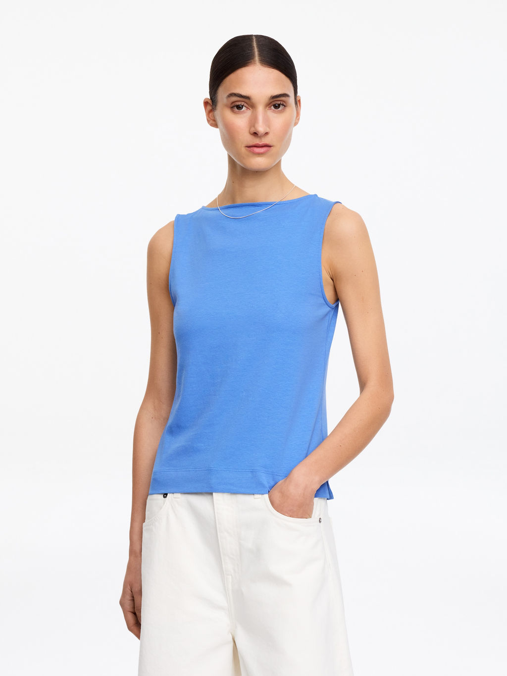 Top sin mangas de tipo deportivo con cuello barco - H&m фото 3