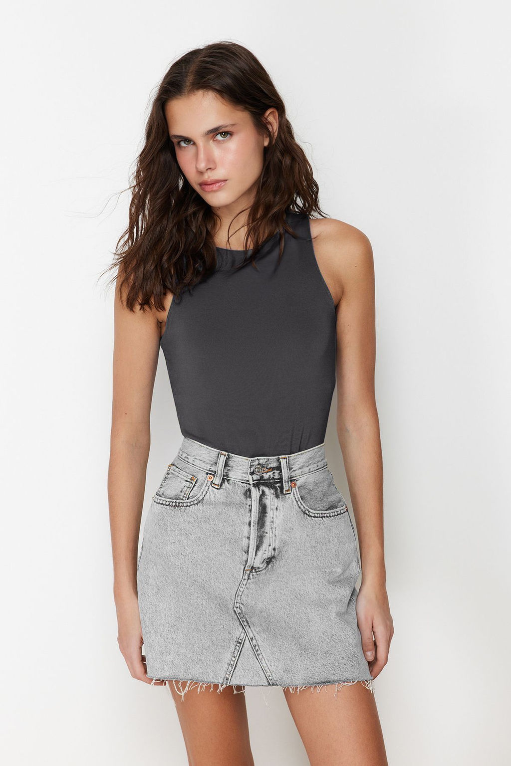 Antrasit Halter Yaka Vucuda Oturan Esnek Alttan C?tc?tl? Orme Body TWOSS20BD0044