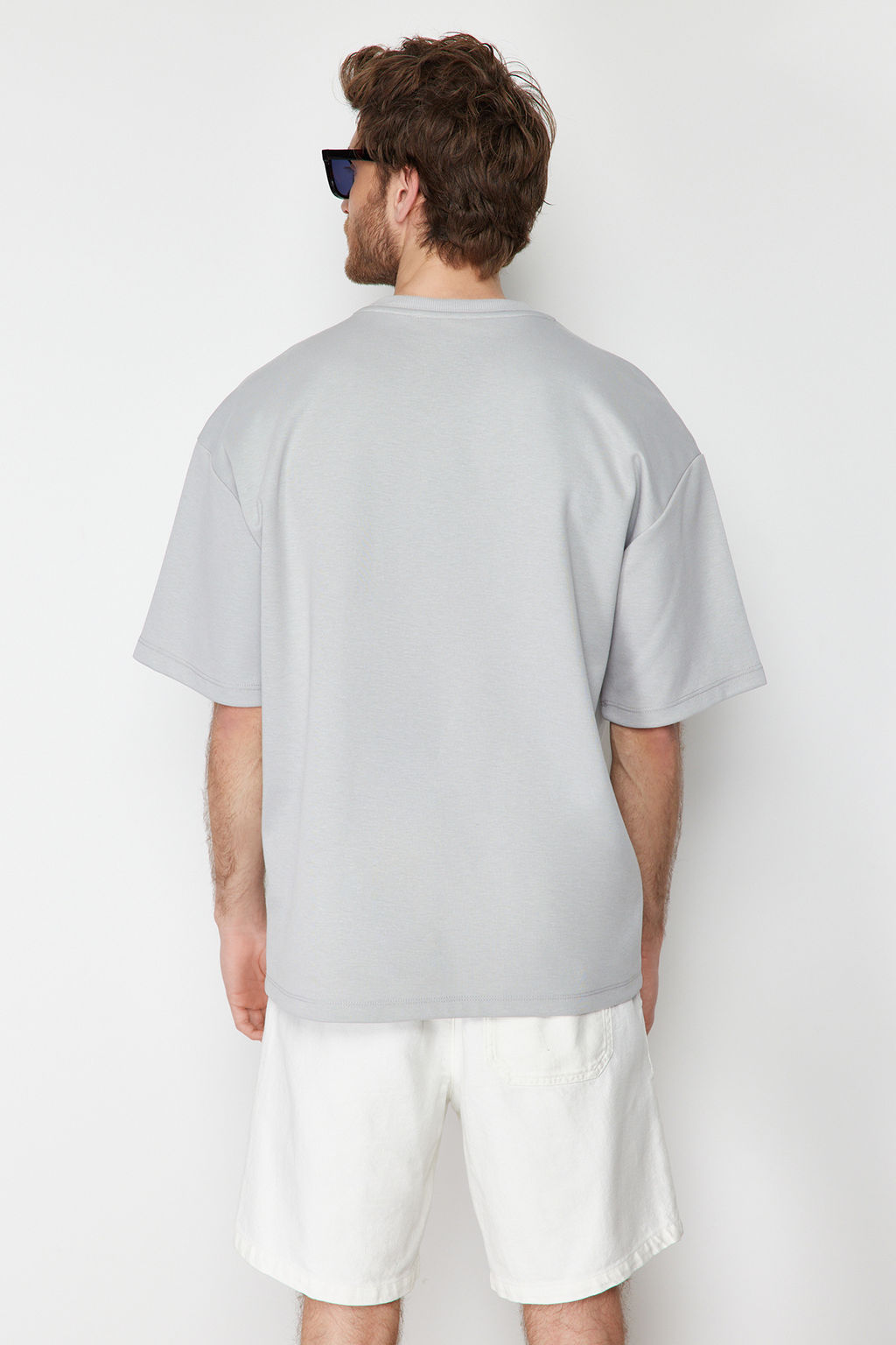 TRENDYOL MAN Premium Gri Oversize Y?lan Nak?sl? Kal?n Premium T-Shirt TMNSS24TS00018 - Trendyolmilla фото 2