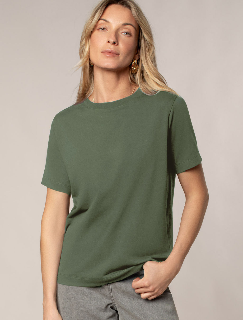 Футболка Vilatte из хлопка с эластаном оливковая