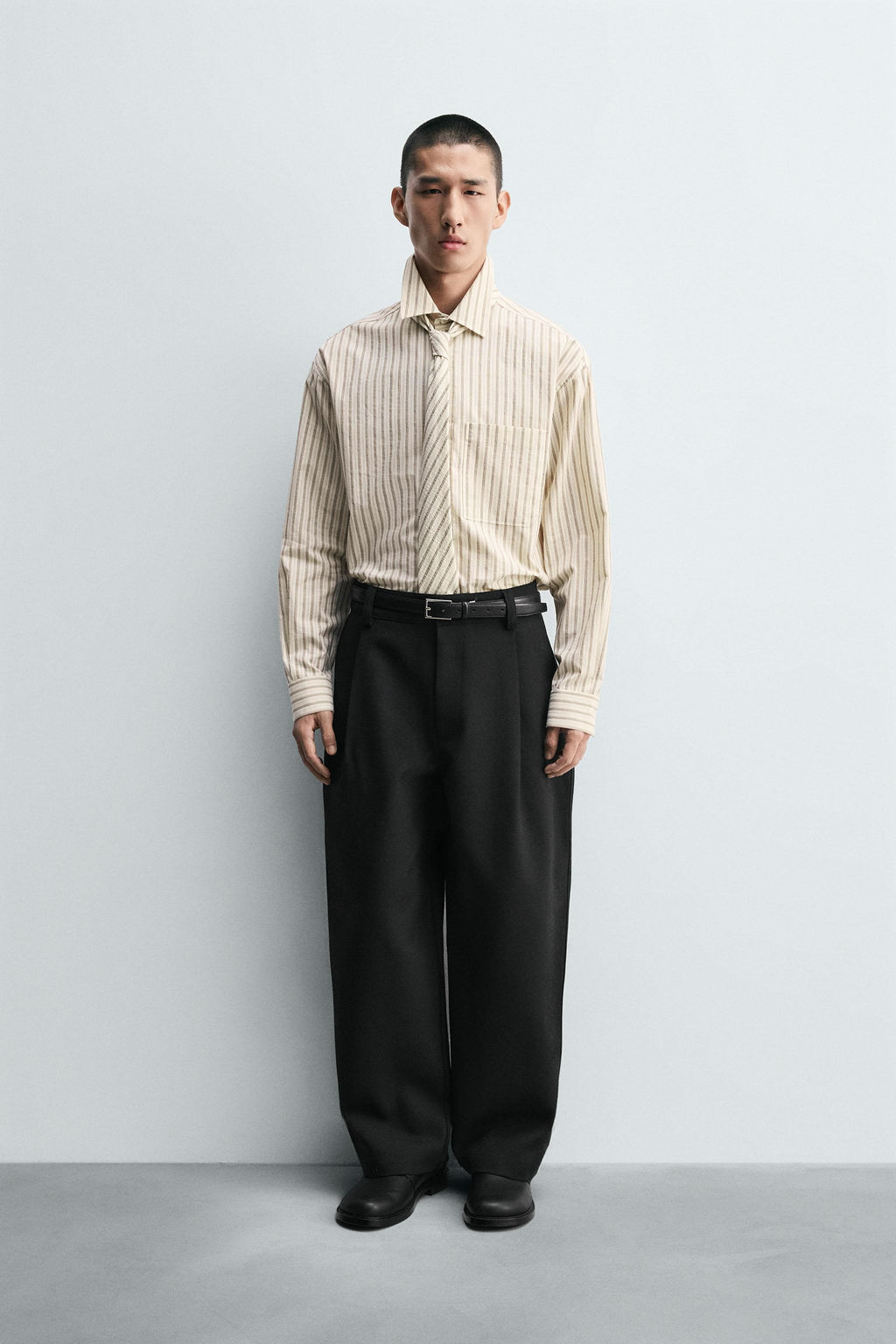 STRIPED SHIRT WITH CONTRAST TIE