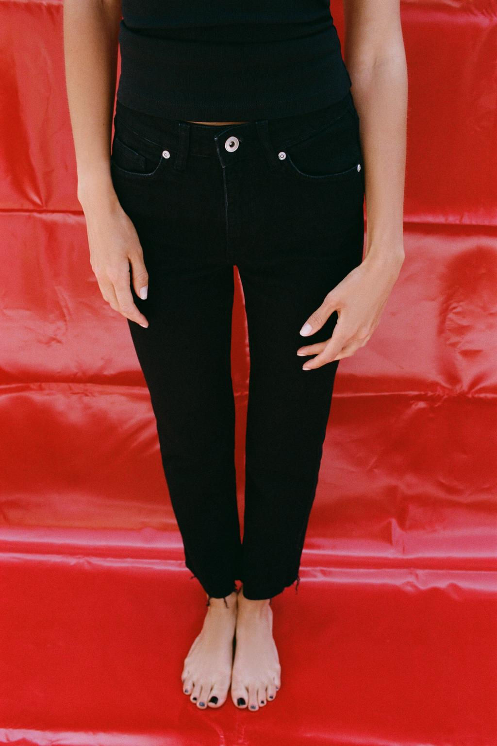 TRF CROPPED FLARE HIGH-WAIST JEANS - Zara фото 73