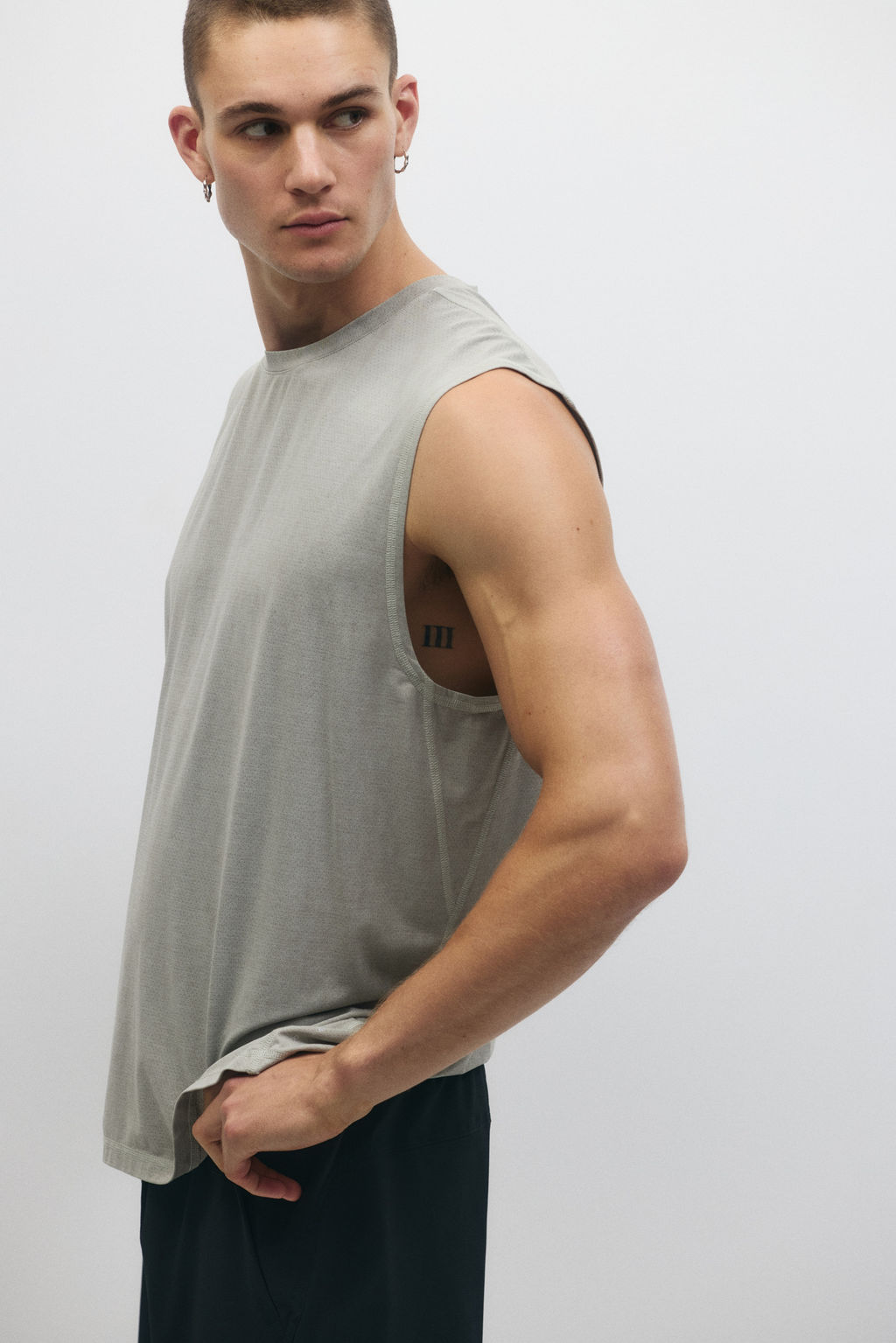 Camiseta de deporte con DryMove Regular Fit - H&m фото 6