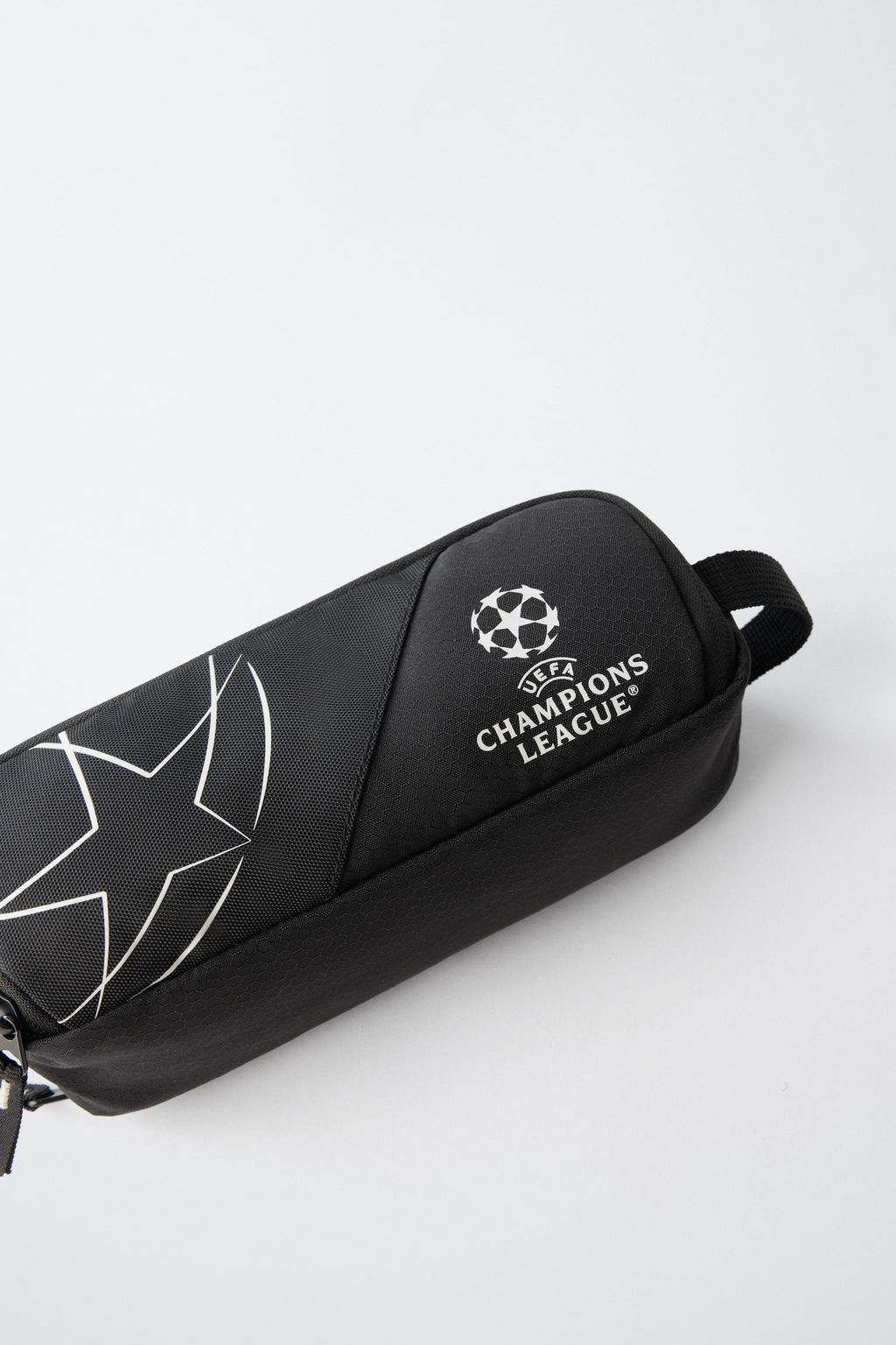 NECESER UEFA CHAMPIONS LEAGUE® GLOW IN THE DARK / Negro - Zara фото 3