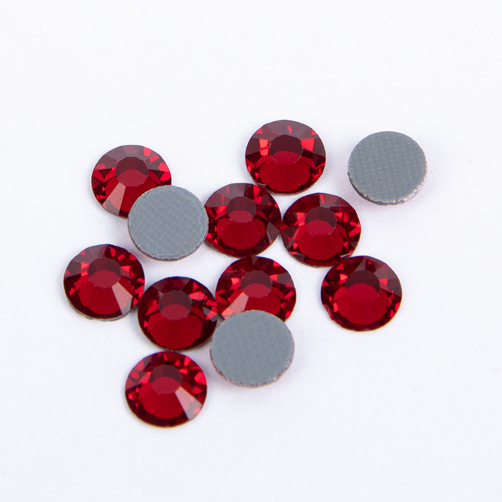 Страз клеевой Zlatka ZRTG-3012 SS30 цветные 6.5 мм стекло 5 x 12 шт в пакете с картонным еврослотом №19 красный (Siam)